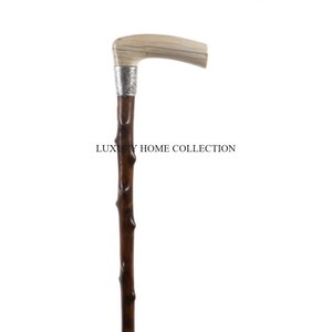 Bastones hechos a mano con mango artesanal ideal para cualquiera que aprecie la artesanía fina y el soporte confiable - Product Image 3