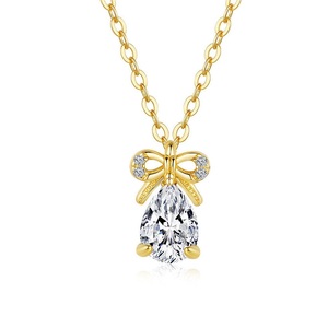 Collier pendentif tendance pour femme en argent sterling 925, nœud papillon de luxe, moissanite certifiée taille poire 1 carat, couleur D, pureté VVS - Product Image 1