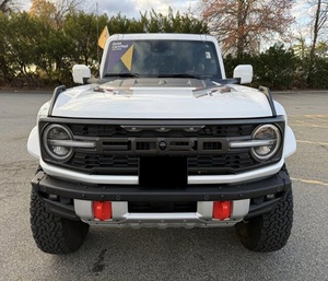 Ford Bronco Raptor 4WD 2024 incroyablement parfait avec faible kilométrage en stock, proposé à un prix incroyable que vous ne voudrez pas manquer - Product Image 1