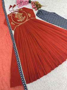 El último diseñador Heavy Faux Georgette bordado secuencia trabajo Anarkali Vestido por FabZone - Product Image 2