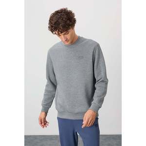 เสื้อสเวตเชิ้ตผ้าฝ้ายผสมสีเทาเมลันจ์สำหรับผู้ชายยี่ห้อแอร์ จอนส์ พร้อมปลายแขนและชายเสื้อแบบริบ สำหรับสวมใส่ลำลองในชีวิตประจำวัน - Product Image 1