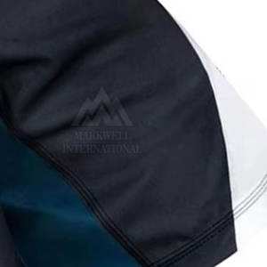 Shorts MMA de haute qualité, confortables, à prix bas, fabriqués au Pakistan, avec contraste de couleurs, pour hommes - Product Image 3