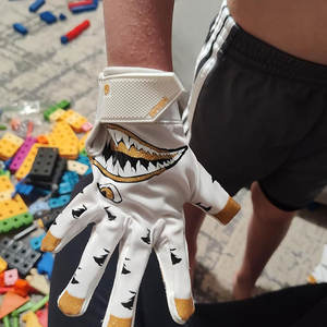 Gants de football américain personnalisés Kits de football d'équipe de club Gants de football américain originaux bon marché - Product Image 3