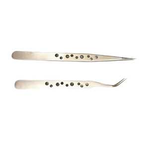 Ensemble de pinces à cils en acier inoxydable de qualité supérieure, 2 pièces, couleur argent, pointe pointue, instrument de beauté par TARIQ MFG CO - Product Image 3