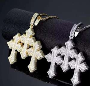 Collar con colgante de cadena pesada para hombres y mujeres con diseño de bloqueo Joyería urbana audaz - Product Image 2