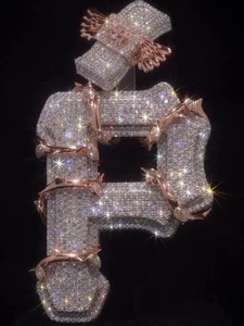 Colgante de Letra P con Diamantes de Moissanita Plateados, Amuleto con Inicial y Cadena Cubana - Product Image 2