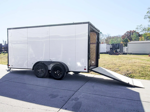 รถพ่วงแบบ Tandem Enclosed Trailer สีขาว ทรง V-Nose พร้อมแพ็คเกจ Blackout แบบสองเพลา รับน้ำหนักได้ 2001-3000 กก. ยี่ห้อ 7x14 - Product Image 6