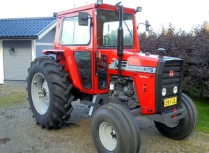 Tracteurs Massey Ferguson d'occasion pour l'agriculture disponibles au prix le plus bas à vendre - Product Image 3