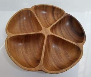 Plateau de service en bois d'acacia à 5 poches Fournitures de restaurant d'hôtel de luxe Porte-assiette de qualité alimentaire avec caractéristique décorative - Product Image 5