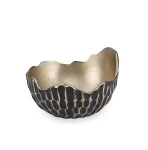 Silver-tone metal bowls for elegant food <b>presentation</b> available in various sizes & designs & low MOQ - Product Image 5