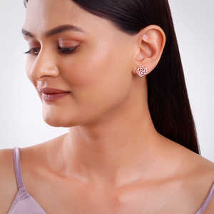 Boucles d'oreilles à tige en filigrane rosette en or 18 carats diamant et zircon plaqué or rose à la mode avec motif géométrique pour les fiançailles - Product Image 1