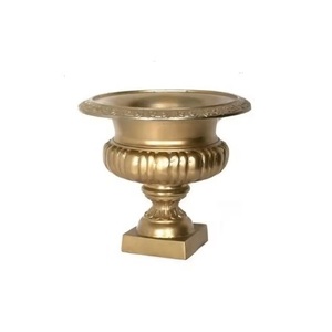 Vase à fleurs artisanal en laiton et fer, plaqué or martelé, design moderne écologique, centre de table de mariage, décoration intérieure - Product Image 4