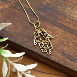 Colgante minimalista de latón con diseño de mandala de mano Hamsa, joyería Bohemia para personas especiales - Product Image 3