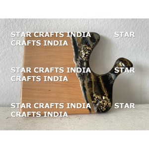 Planche à découper en marbre et en bois fabriqués à la main de conception personnalisée ensemble de planche à découper en résine grise, blanche, noire et de style rivière - Product Image 6