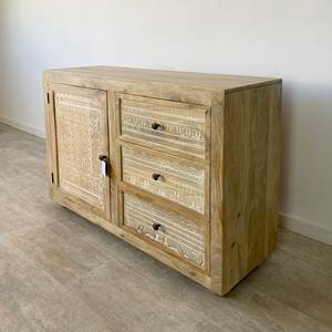 Aparador moderno hecho a mano en madera de mango macizo, armario con acento étnico MENORCA para almacenamiento en sala de estar o dormitorio - Product Image 3