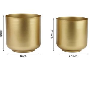 Maceta de Flores de Calidad Sostenible con Soporte, Macetas Decorativas para Interiores y Exteriores, Macetero de Diseño Metálico Hecho a Mano - Product Image 3