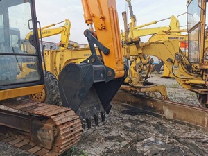 La marca famosa della corea 21 tonnellate ha usato l'escavatore cingolato dell'escavatore <span class=keywords><strong>r215</strong></span> di <span class=keywords><strong>hyundai</strong></span> 215 all'interno del motore diesel <span class=keywords><strong>r215</strong></span>-<span class=keywords><strong>7</strong></span> <span class=keywords><strong>r215</strong></span>-9 215-9t 215lc-9t