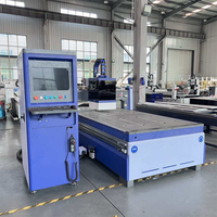 Machine de fraisage CNC 3 axes ATC 1325 avec changeur d'outils automatique pour la découpe et la gravure de meubles, d'armoires, de MDF, d'acrylique et de bois