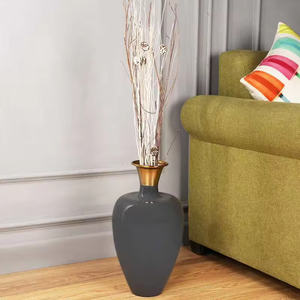 Jarrón de flores de hierro Deidra, decoración moderna de oro blanco para el hogar | Jarrón de mesa hecho a mano | Decoración de sala de estar, boda, Oficina - Product Image 6