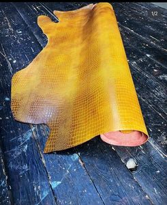 Peaux de cuir véritable embossées sur mesure pour sacs, disponibles en couleurs et tailles personnalisées pour la revente - Product Image 5