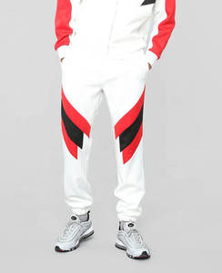 Chándales activos informales con logotipo personalizado de MOQ bajo para hombre, trajes deportivos para correr con cremallera completa, chándales transpirables de 2 piezas para correr atléticos - Product Image 1