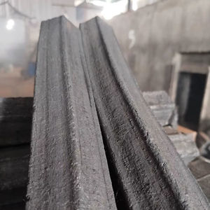 Carbón Vegetal de Aserrín de Alta Calidad con Combustión Suave y Constante para Uso en Interiores y Exteriores - Product Image 1