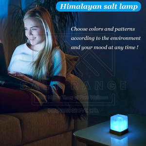 Lámpara de Sal del Himalaya Tallada en Forma de Cubo de la Mejor Calidad, 100% Sal del Himalaya Pura en Venta - Product Image 5