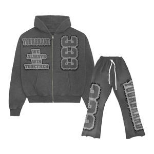 เสื้อมีฮู้ดและกางเกงขาบานแนววินเทจแบบกำหนดเองพร้อมซิปชุดวอร์มปักผ้ากำมะหยี่สำหรับผู้ชาย - Product Image 5