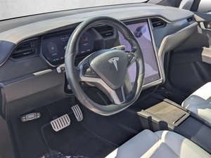 OFFRE SPÉCIALE! Véhicule d'occasion aux enchères chez le concessionnaire - Modèle X P100D berline AWD 2019 - Product Image 3