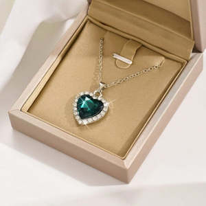 NOVAMART Fine Handmade Hallmarked 925 Silver <b>Emerald</b> Heart Solitaire <b>Pendant</b> 18inch Rhodium Rose Gold Plated Bezel Setting Jewel - Product Image 3