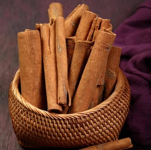 แท่งอบเชยคุณภาพสูง100% เป็นสีแดงธรรมชาติแหล่งกำเนิดของเยอรมนี0.7-1.2กก. มาตรฐานส่งออก - Product Image 2