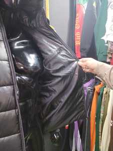 Chaqueta Acolchada Prémium Impermeable y Ecológica de Estilo Urbano para Hombre con Capucha y Mangas Largas para Invierno Color Personalizado a Precio Económico Tallas Grandes - Product Image 6