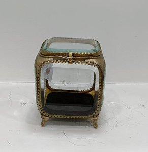 Boîte à bijoux pour l'affichage, boîte en verre transparente, organisateurs, bord en laiton, boîte à bijoux en verre, fabricant en Inde - Product Image 1