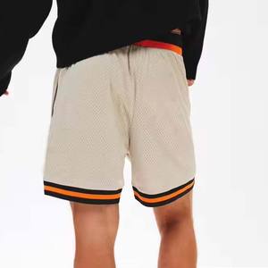 Short de sport pour hommes de 5 pouces logo personnalisé grande taille en coton respirant style décontracté pour la course à pied short d'entraînement unisexe - Product Image 2