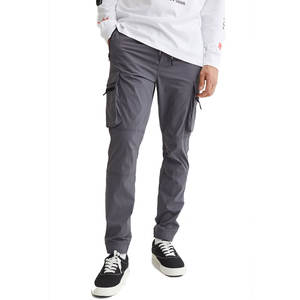 กางเกงคาร์โก้ระบายอากาศได้ดีแบบลำลองของผู้ชายผ้าฝ้ายปุ่มต่ำผ้าคอตตอนปรับขนาดได้ดีไซน์ล่าสุด - Product Image 2