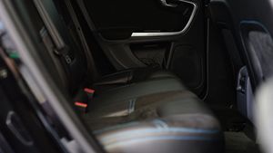 2015 Working Perfectly <strong>Vol</strong>-vo V 6 0 T-6 Po-les-tar Ready For Sale <strong>now</strong> - Product Image 5