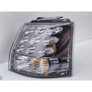 ไฟท้าย LED STOP ด้านขวา มิตซูบิชิ เอาท์แลนเดอร์ ซีรีส์ (CW0) 8330A380 4N14 (09>12) - Product Image 1