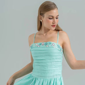 Vestido de algodón de verano para mujer con bordado floral, diseño de moda y decoración de botones, Top transpirable de manga larga para mujer - Product Image 1