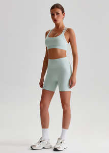 Ensemble de sport personnalisé pour femme : soutien-gorge de sport et short cycliste froncé aux fesses, 2 pièces, maintien élevé, écologique, séchage rapide - Product Image 6