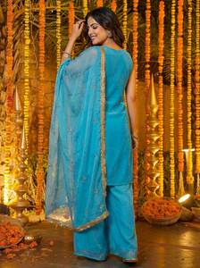 En stock, Salwar Kameez Dupatta de créateur non cousu, en tissu de pure soie style afghan, avec broderie miroir et bordure coupe droite, pour soirée - Product Image 4