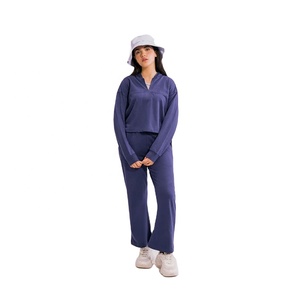 Conjunto de chándal de Sudadera corta para mujer personalizado OEM fabricante de ropa deportiva de alta calidad para Otoño Invierno - Product Image 1