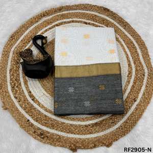 Saree élégant en lin mélangé de soie pour femmes de coloris riches avec des accents Zari tissés offerts avec un chemisier assorti pour les commandes de luxe - Product Image 4