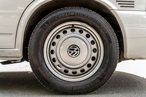 Excellent rapport qualité-prix, Volkswagen EuroVan Camper d'occasion 2003, prêt à être expédié - Product Image 5