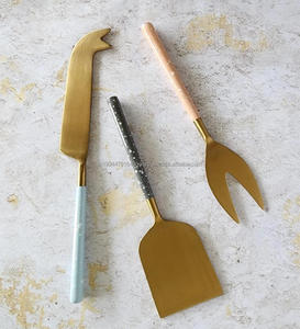Juego de queso con mango de Metal decorativo hecho a mano con acabado de oro antiguo de diseñador moderno de alta calidad a bajo precio para uso doméstico en la cocina - Product Image 3