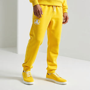 Pantalon de jogging en molleton épais pour homme avec logo personnalisé, confortable, idéal pour la gym, le sport et le quotidien, coupe décontractée. - Product Image 6