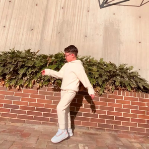 Ensemble de survêtements de sport en coton personnalisé pour enfants et bébés Survêtement et pantalon Tenues Vêtements Doux Ensemble de jogging pour bébé en éponge française - Product Image 6