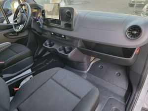 SPRINTER 2500 144 CREW VAN RWD 2021, transmission automatique à 7 vitesses, transmission 4x2, prêt à être expédié - Product Image 4