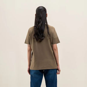 Camiseta informal de gran tamaño para mujer con ajuste relajado, perfecta para la moda urbana y el uso diario - Product Image 4