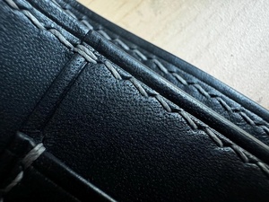 Portefeuille à deux volets pour hommes de style vintage de qualité supérieure fabriqué à la main en inde fermeture à pression vente chaude produit artisanal en cuir véritable de qualité supérieure - Product Image 6