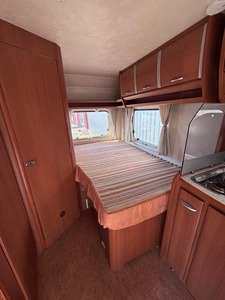 2008 ELNAGH LO Perfil Fijo para Cama Trasera Izquierda, Conducción a la Izquierda, Color Rosa, Plástico, Acero, Aluminio - Product Image 5